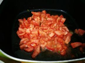 下番茄炒出汁水