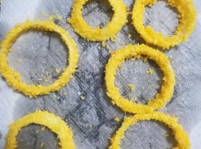 三进三出后的洋葱圈。