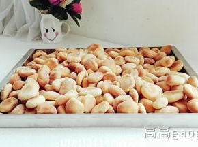 出炉晾一下，上色非常均匀