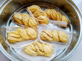 大火烧开转中火15分钟，关火焖3分钟