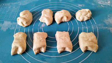 分割成等量的剂子。