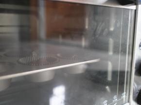 最后送入烤箱中层。上火169度、下火164度。烤20分钟左右（温度仅供参考。因为每家烤箱温差都不一样）