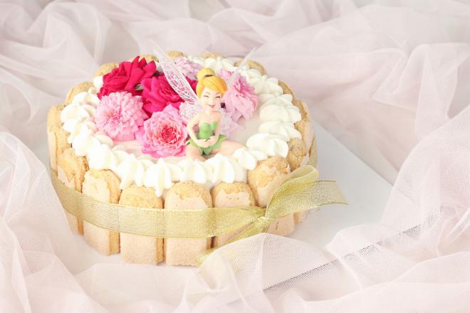 鲜花奶油生日蛋糕