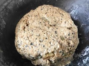 经过再三考虑，我还是加了低粉，不然纯燕麦吃着没感觉，果然不负众望，加了低粉味道杠杠滴