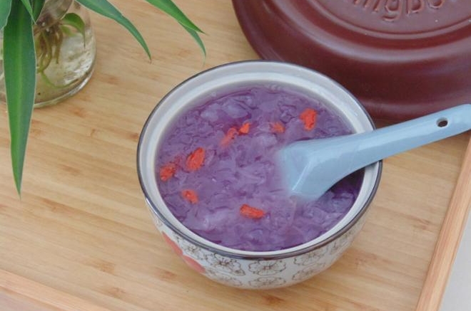 紫薯银耳羹