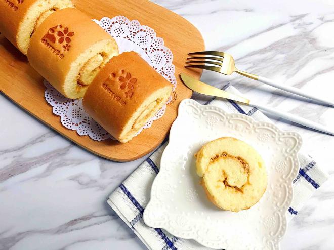 胖胖卷——肉松沙拉蛋糕卷