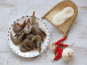 准备食材。