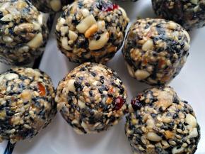 平均分成25份，搓圆