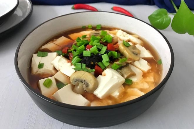 蘑菇炖豆腐