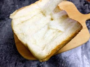 出炉，软到不好切片，只能撕着吃