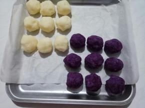 全部分好，攥紧搓圆。