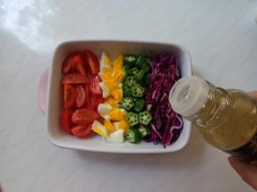 加寿司醋，加橄榄油。