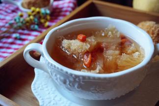 一家人的滋润糖水