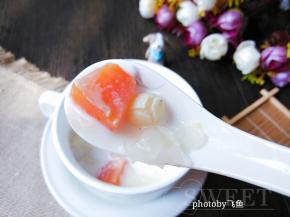 需要丰胸的妹子，木瓜选用不要过于熟的就可以了。