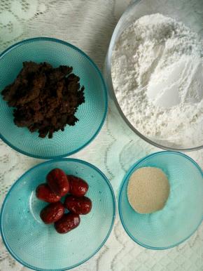 准备好所有材料！如图！