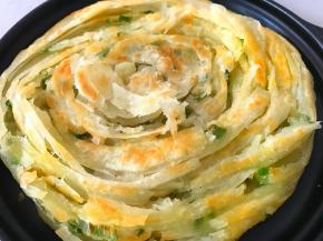 用铲子铲松即可吃了。