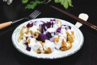 加入炼奶拌均就可以吃。