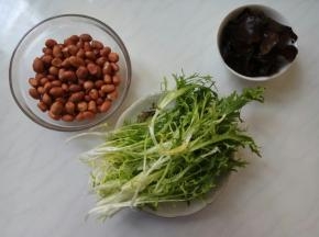 准备食材。