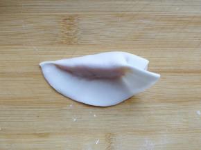 翻转一下，将三面接口捏和