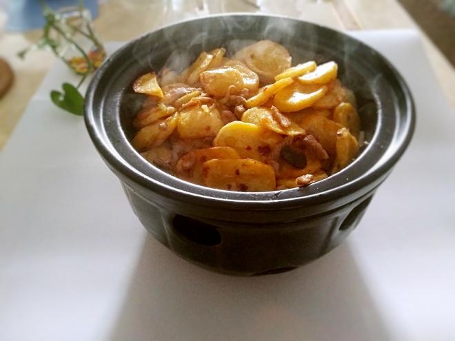 酒精煲干锅土豆片