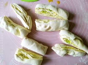 再把每一段都从中间切开