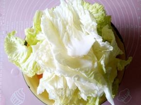 大白菜用手掰一下