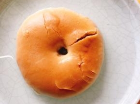 浸泡至继光饼变大一倍，充分吸收水分