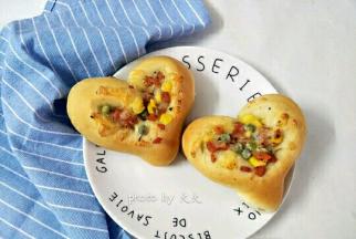 烤好至冷却架上放凉