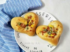 烤好至冷却架上放凉