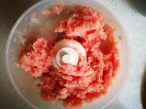 絞成肉碎，我打得比较细腻