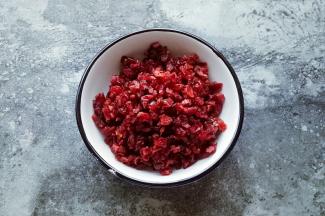 蔓越莓切碎备用