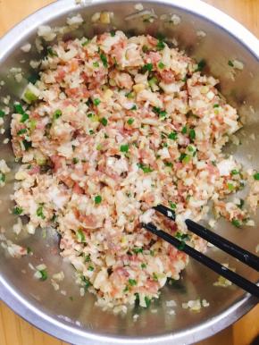 用筷子顺时针搅拌20分钟上劲