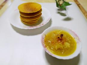 辣椒油和土豆条酸菜汤是绝配，还有咸菜条因为颜值不够所以没有上镜。