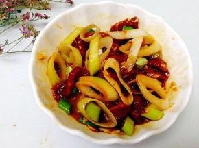 大葱，姜末拌均匀腌制