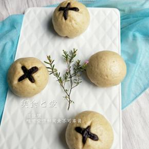 新鲜出炉的全麦豆沙包就OK啦