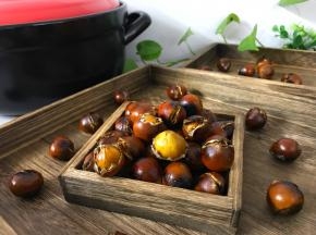 香甜软糯的栗子出锅了。