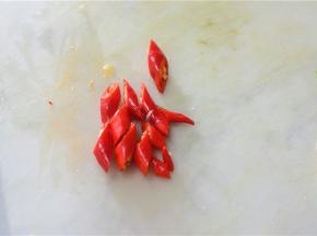 辣椒切段