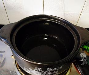准备一口砂锅