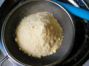 筛入玉米粉