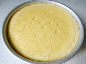 冷却后脱模切块享用