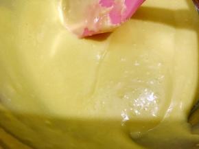 翻拌均匀至无面粉颗粒