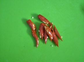 辣椒切段