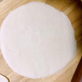 擀成薄皮