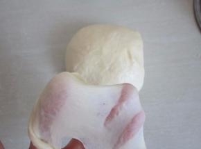 揉至扩展阶段能拉出薄膜。