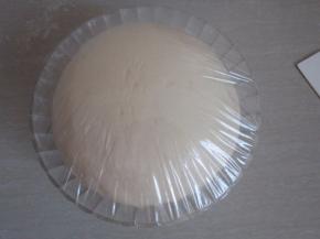 发酵好的面团。