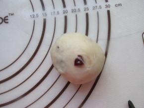 整成圆形，这样做的目的会更有层次。