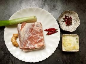 准备材料如图。