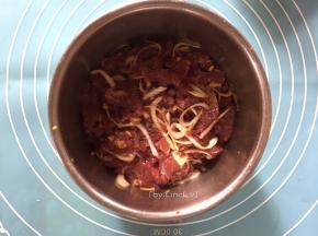 抓匀后静置腌制20分钟以上
