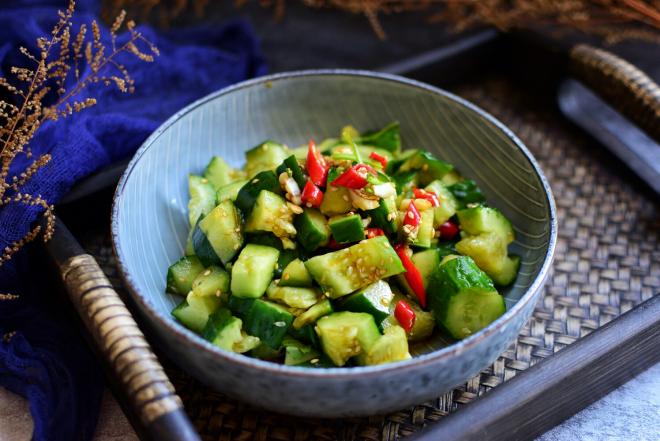 凉拌黄瓜