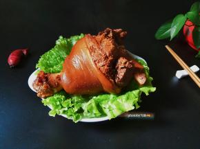 完全入味，肉皮的硬度刚刚好，又有胶质又没有太烂糊。